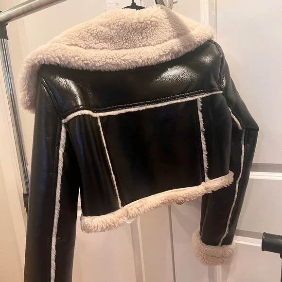 ❌sold❌ zara brown/cream faux fur cropped jacket with fur trim - Picture 3 of 5
